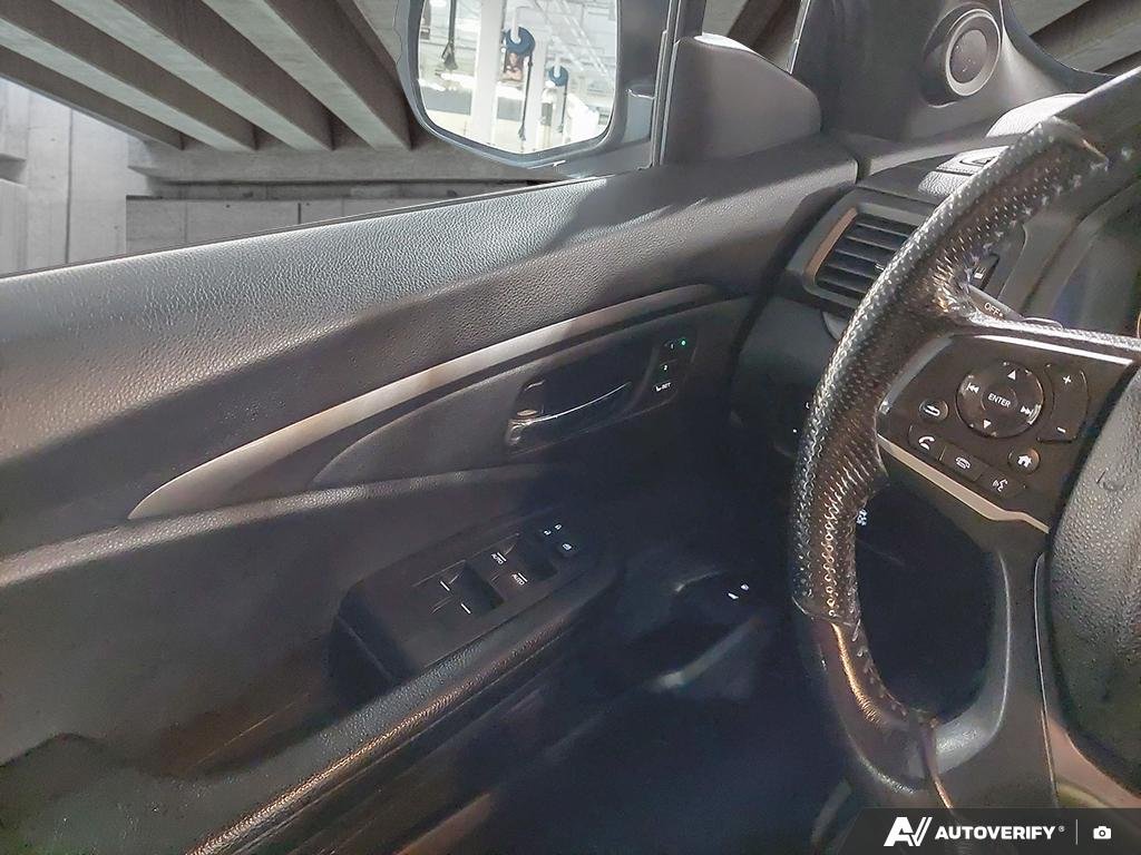 2019 Honda Passport 2601173B | EX-L Blue Edmonton - photo #16