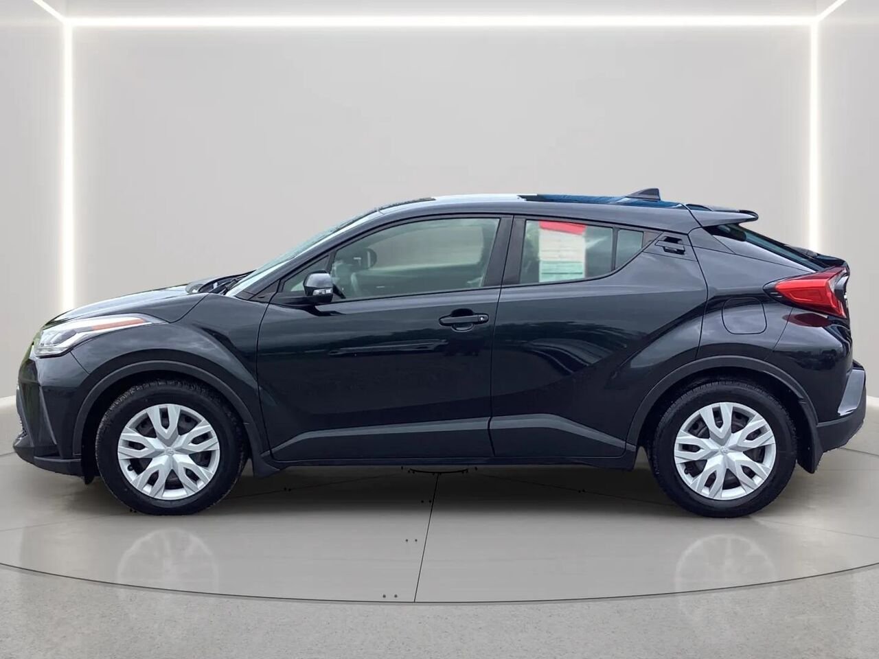 2021 TOYOTA C-HR LE Black Gatineau - photo #1