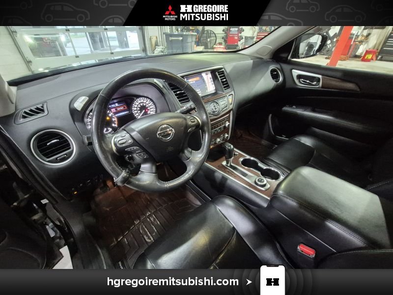 2017 Nissan Pathfinder Black Laval - photo #17