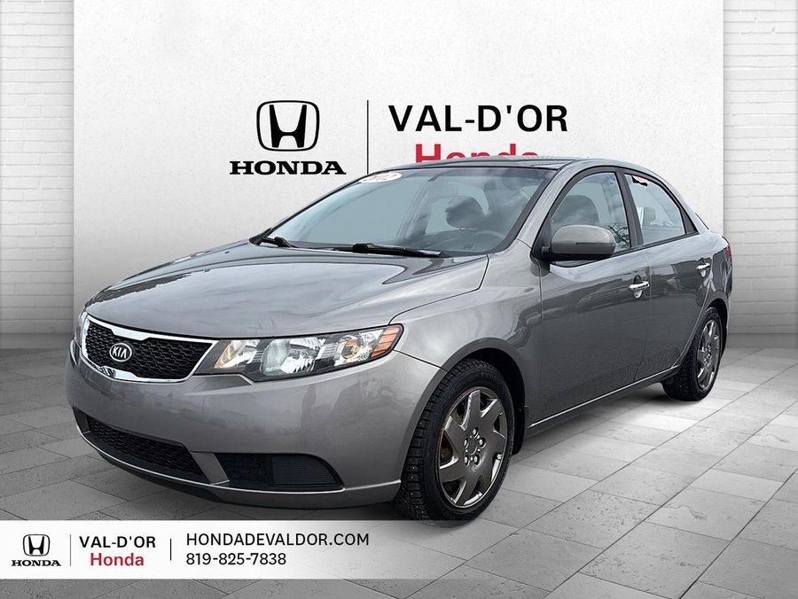 2012 Kia Forte 2012 Beige