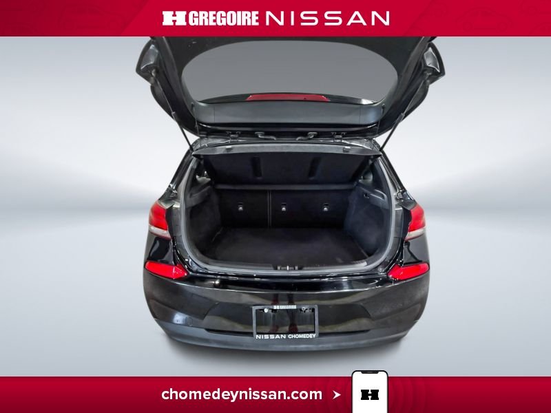 2018 Hyundai Elantra Black Saint-Eustache - photo #25