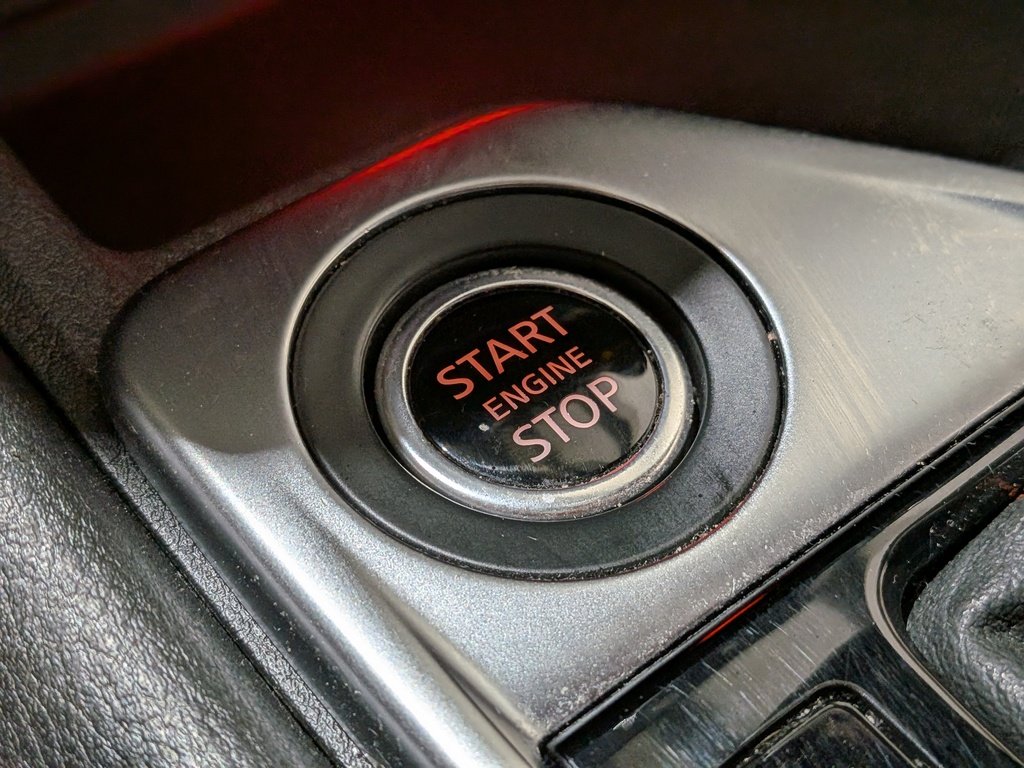 Nissan Sentra SR Manual 2024 Orange Val-David - photo #26