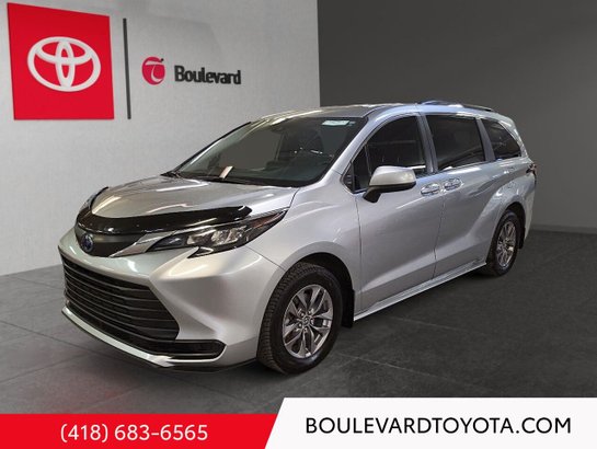 2025 Toyota Sienna 2025 Celestial Silver Metallic