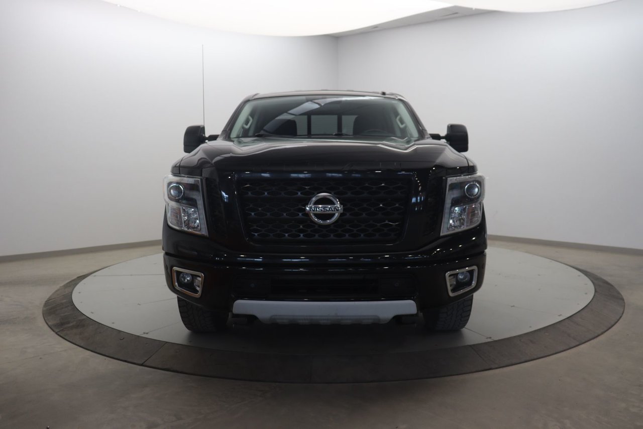 Nissan Titan XD NIV 1N6AA1F40KN521126 2019 Noir Baie-Comeau - photo #1