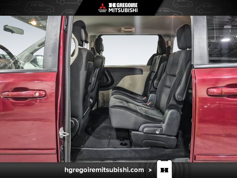 Dodge GR Caravan 2017 Brun Blainville - photo #25