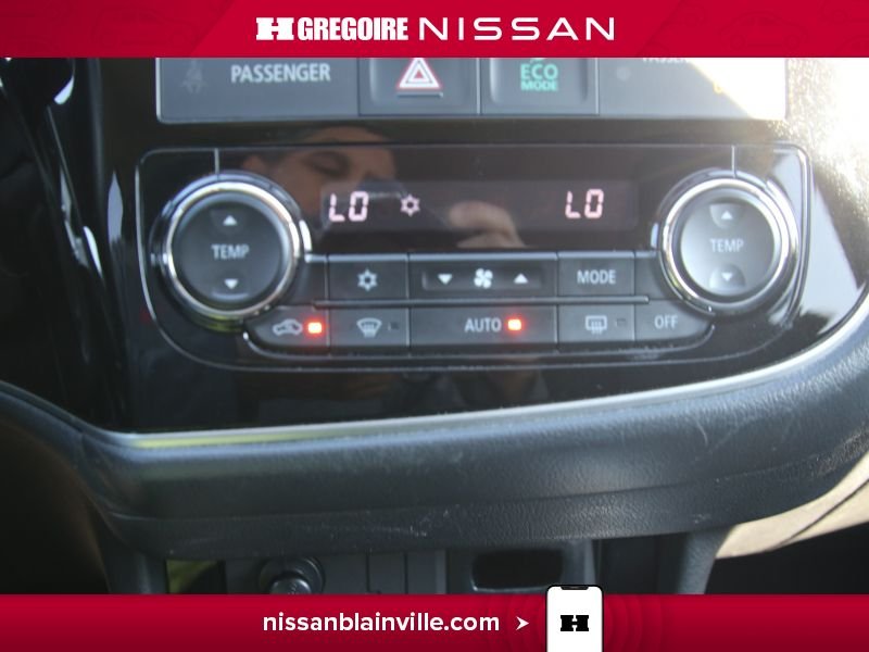 2018 Mitsubishi Outlander White Laval - photo #19