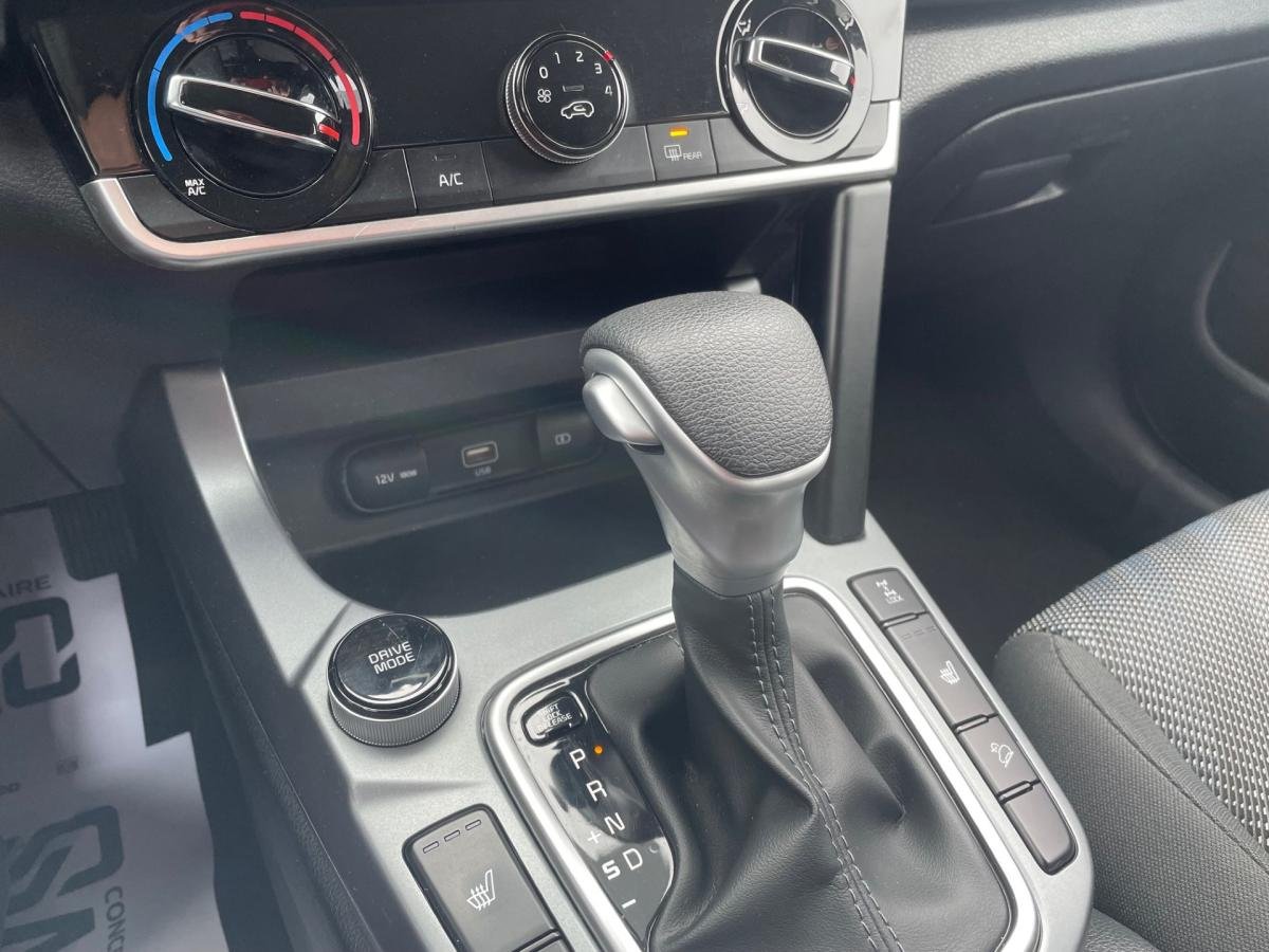 2023 Kia Seltos Blue Lac Mégantic - photo #10