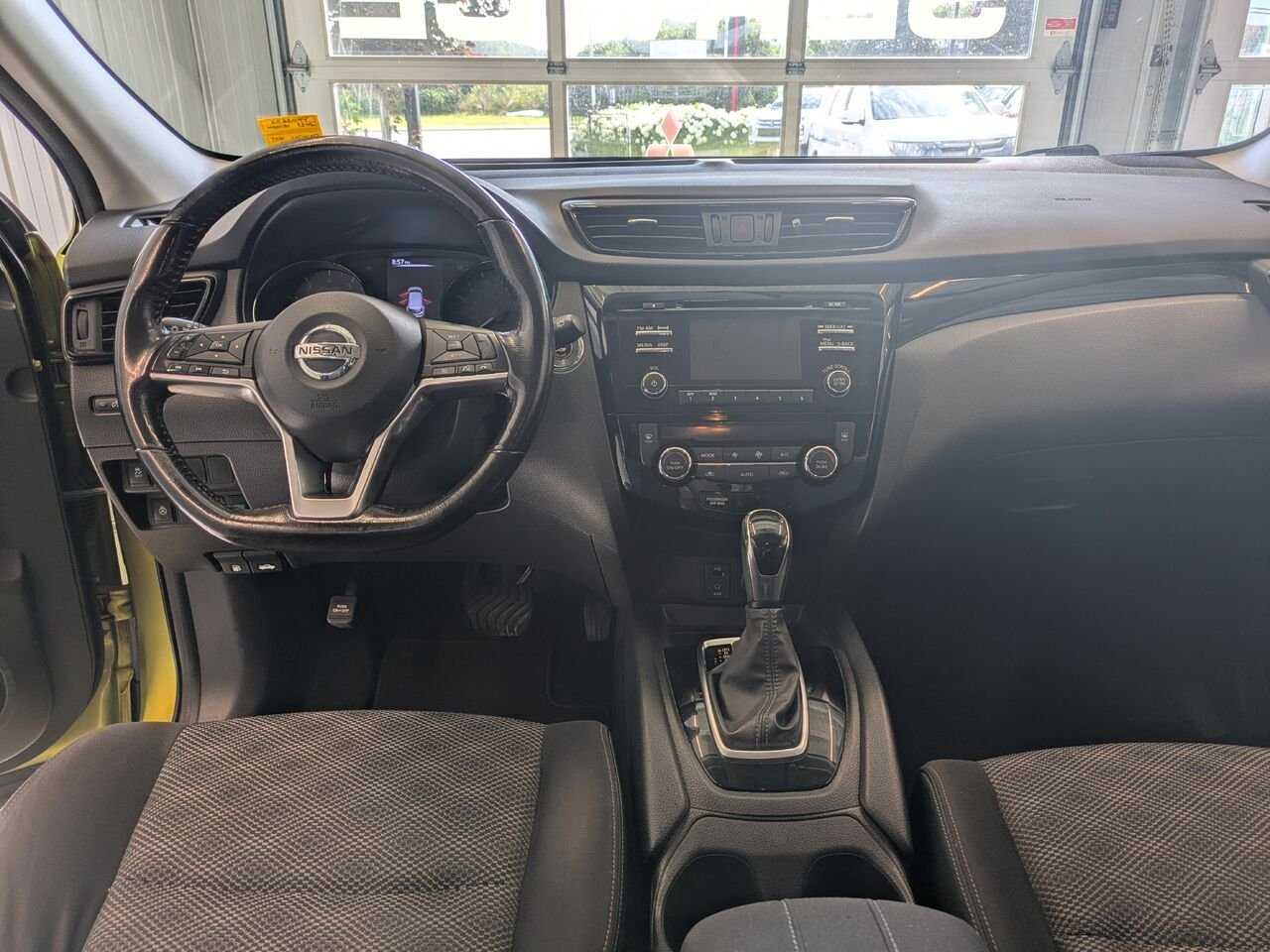 Nissan Qashqai 2017 Vert Gatineau - photo #11