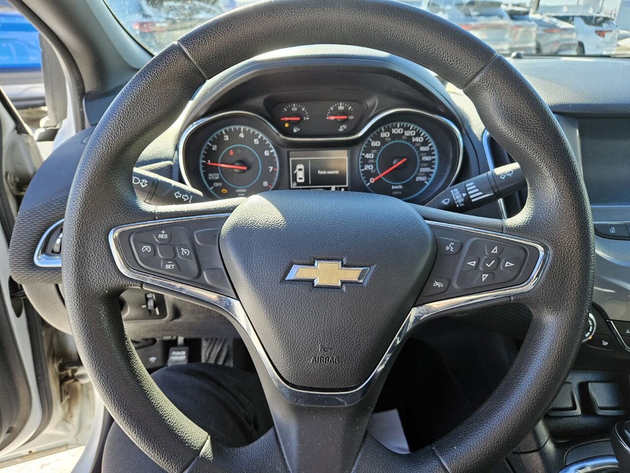 2016 Chevrolet Cruze LT berline 4 portes BA White Thetford Mines - photo #11