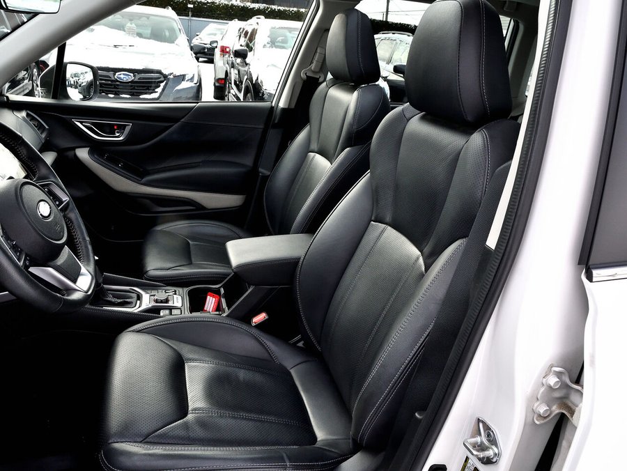 2022 Subaru Forester Limited White