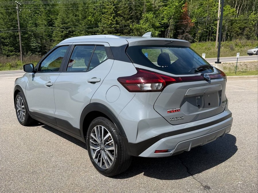 2021 Nissan Kicks 2021 Grey