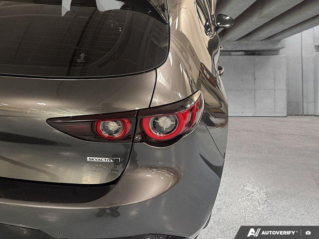 2022 Mazda Mazda3 Sport 2600539B | GS Grey Edmonton - photo #10