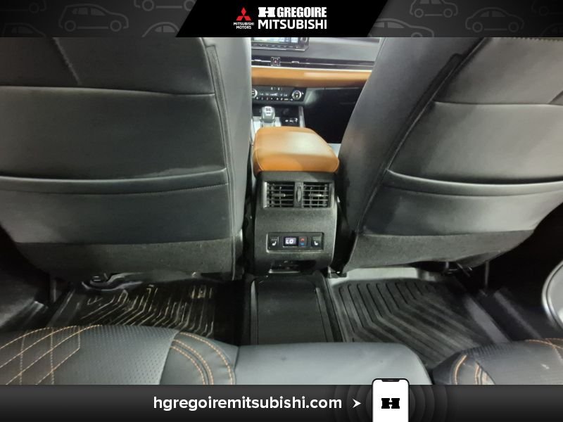 2023 Mitsubishi Outlander Plug-In Hybrid White Blainville - photo #28