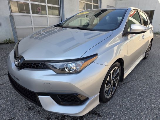 2018 Toyota COROLLA IM 2018 Silver