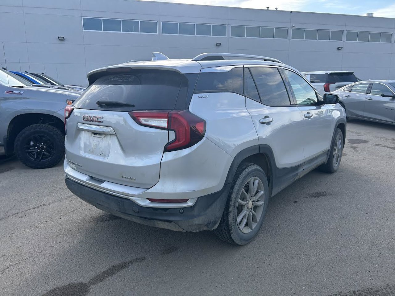 2022 GMC Terrain AWD 4dr SLT Grey Sherwood Park - photo #4