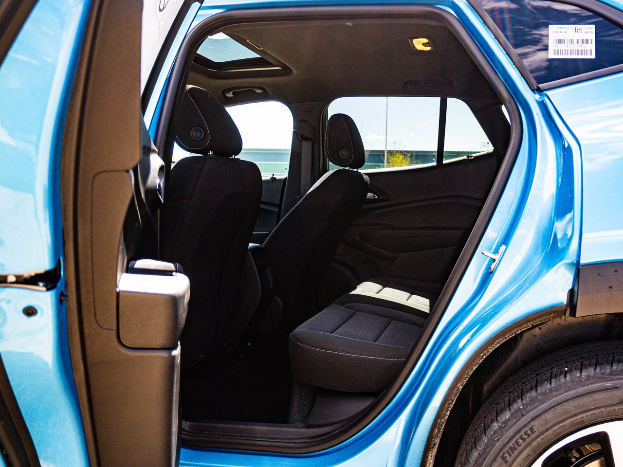 2026 Chevrolet Trax FWD 4dr 1RS Blue Sherwood Park - photo #28