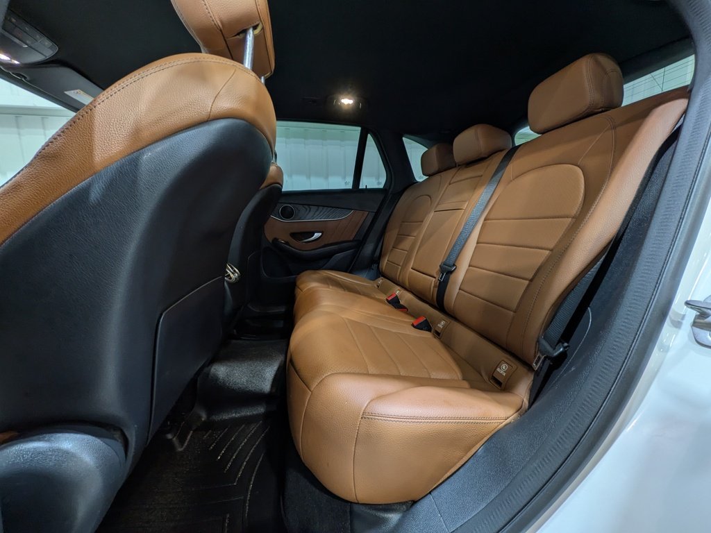 Mercedes-Benz GLC GLC 300 4MATIC SUV 2020 Blanc Val-David - photo #10