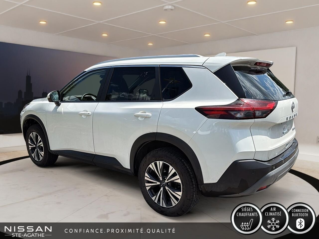 2023 Nissan Rogue SV TI avec ensemble toit ouvrant White Saint-Jérôme - photo #3