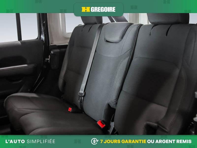 2022 Jeep Wrangler Grey Saint-Eustache - photo #21