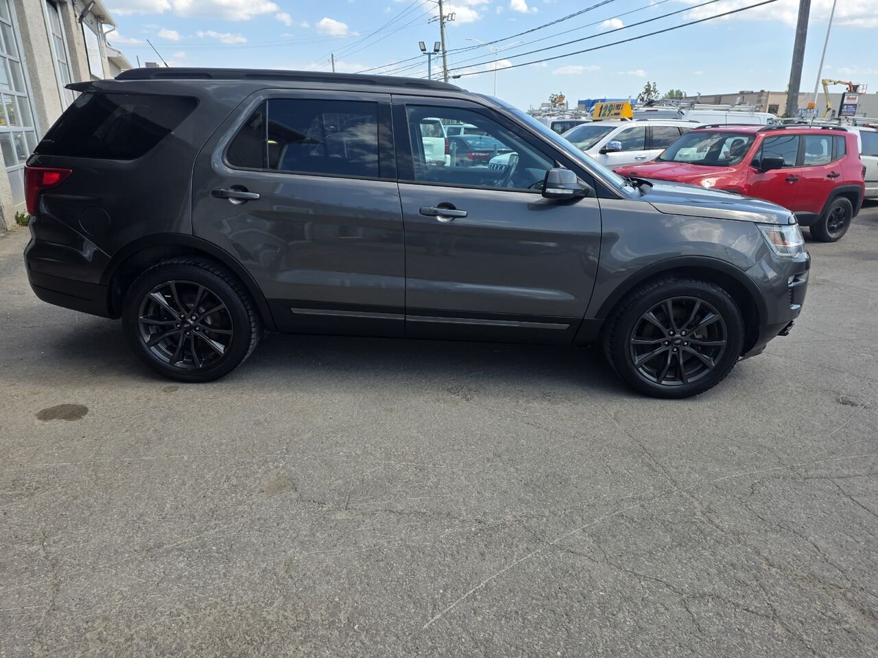2018 Ford exolorer Grey  - photo #6