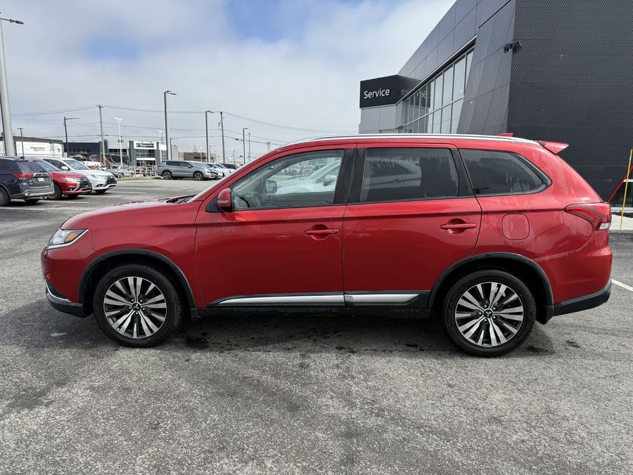 2019 Mitsubishi Outlander ES Tourisme AWC, Entrée sans clef, Toit ouvrant Red