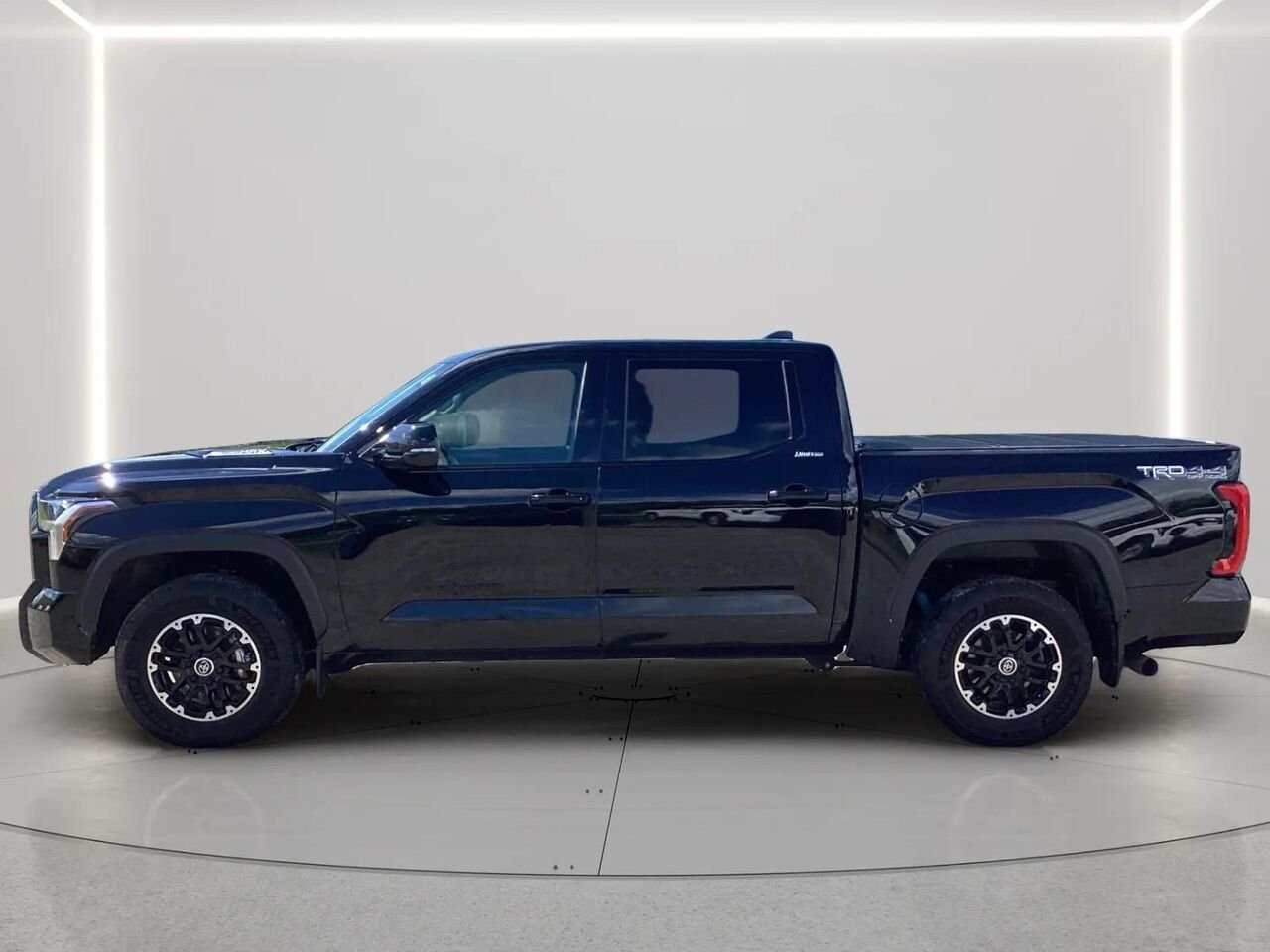 TOYOTA TUNDRA HYBRIDE CREWMAX LIMITED 2024 Noir Gatineau - photo #1