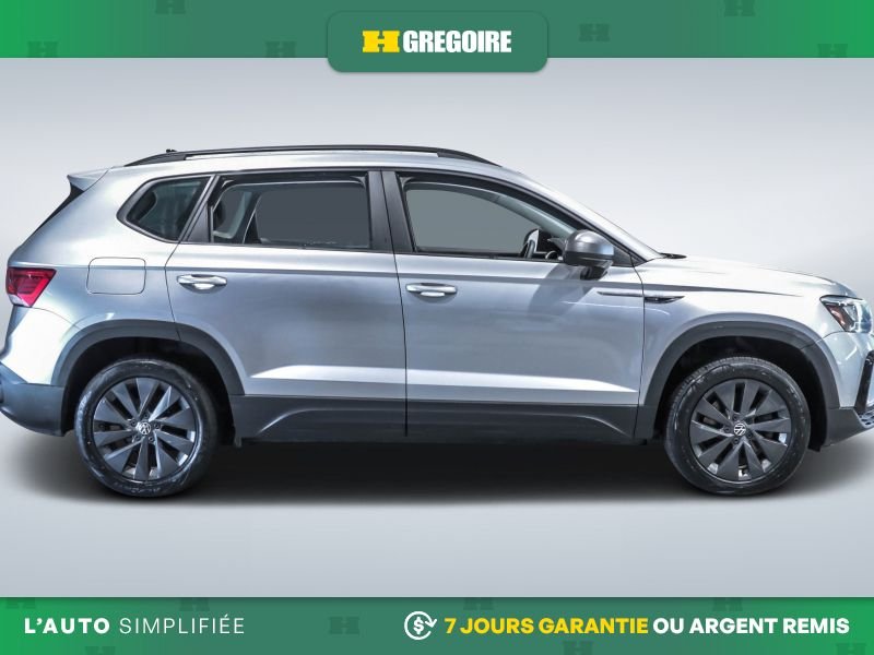 2022 Volkswagen Taos Silver Blainville - photo #11