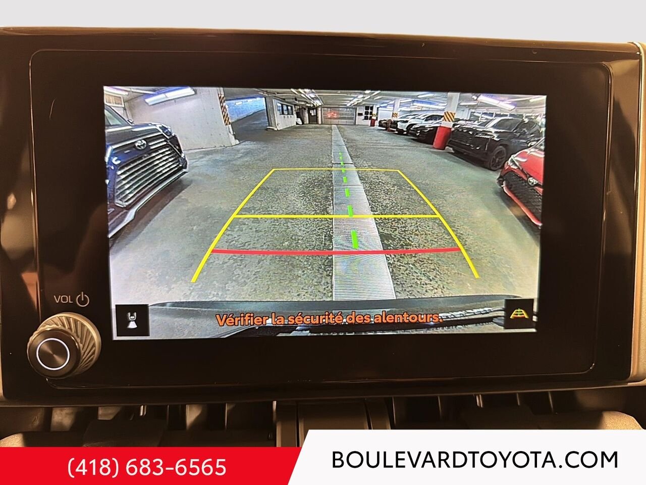 Toyota RAV4 99412A-88 | LE, AWD 2024 Noir minuit métallisé Québec - photo #13
