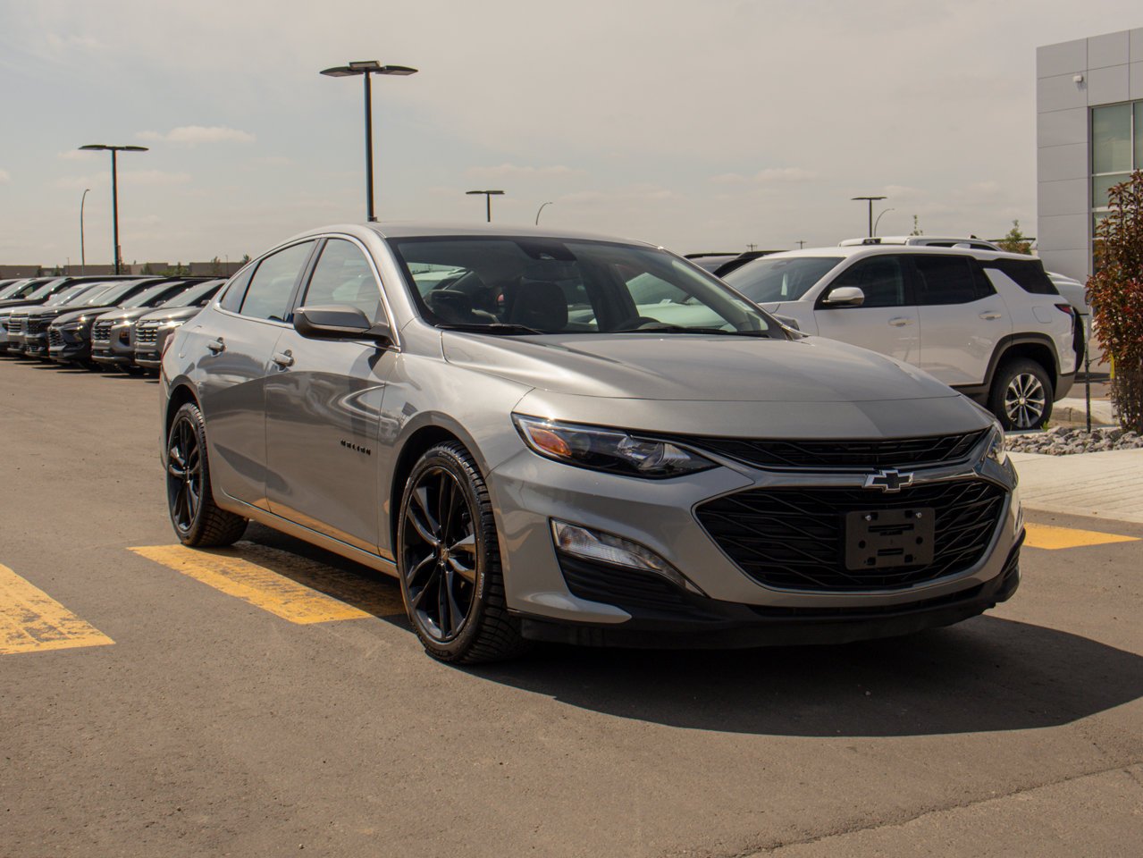 2024 Chevrolet Malibu 4dr Sdn 1LT Grey Sherwood Park - photo #12