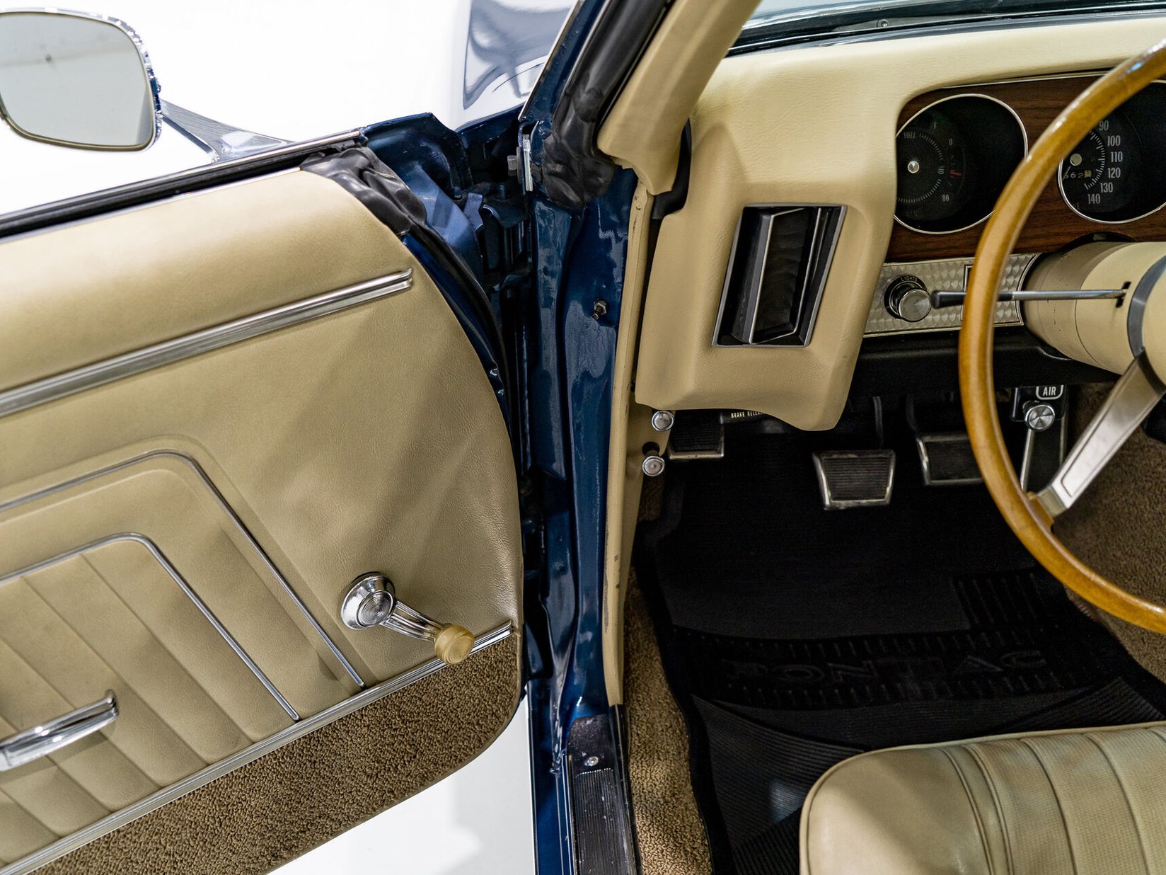 Pontiac GTO The Judge Matching# Ram Air III 4-speed **PRIX EN USD** 1970 Bleu Montréal - photo #78