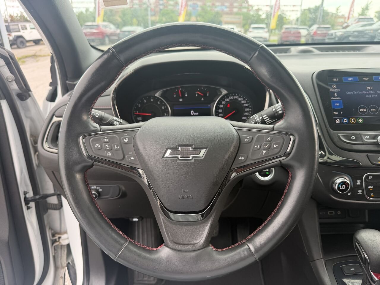 2023 CHEVROLET EQUINOX RS RS 4 portes TI White Gatineau - photo #2