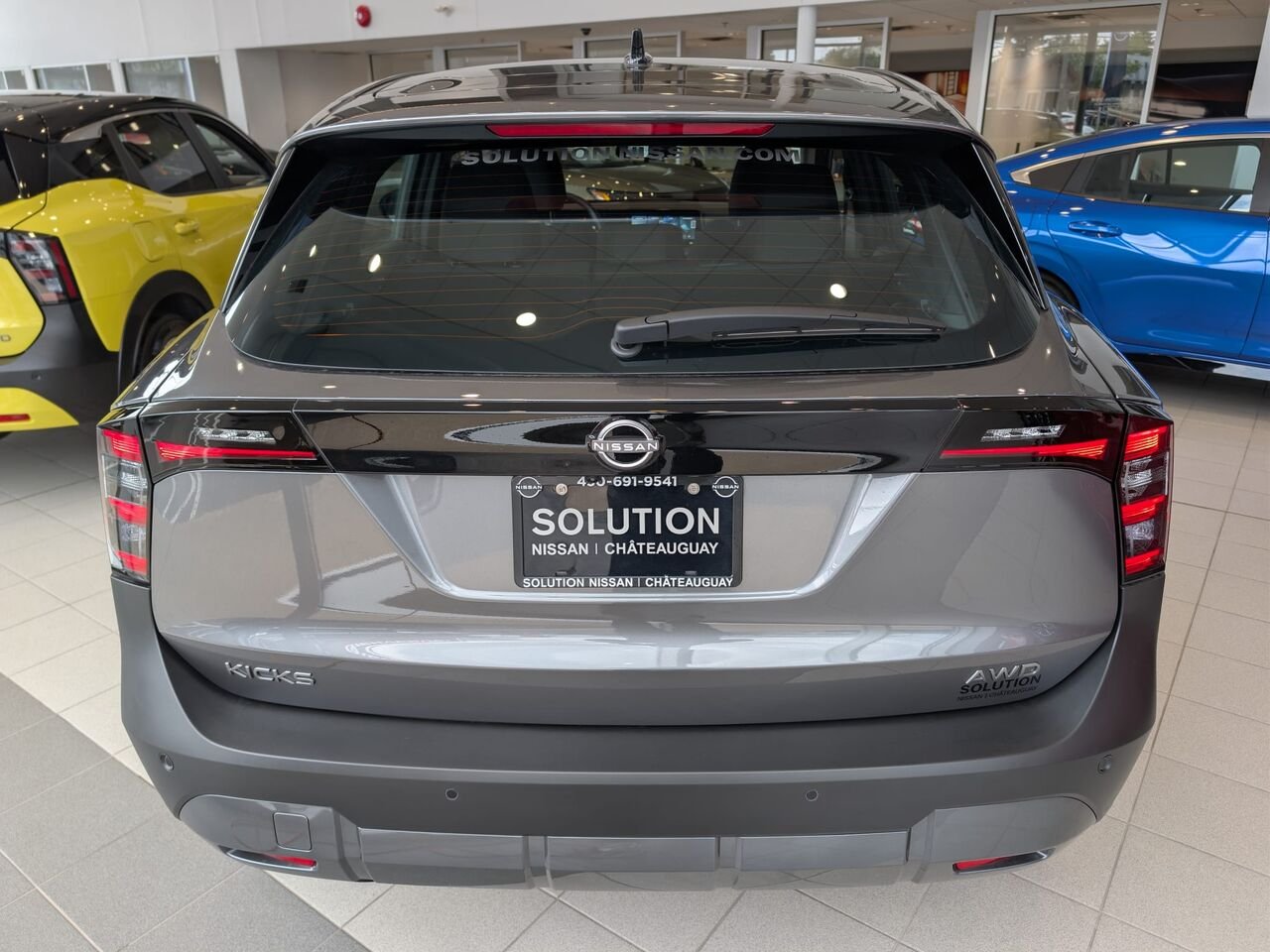 NISSAN Kicks KICKS S 2026 Gris poudre métallisé Châteauguay - photo #7