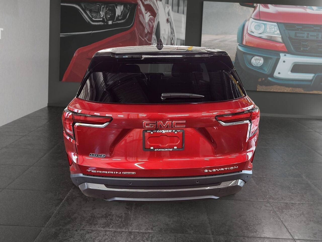 GMC Terrain ELEVATION A TI 2026 TEINTE ROUGE VOLCANIQUE Saint-Hyacinthe - photo #2