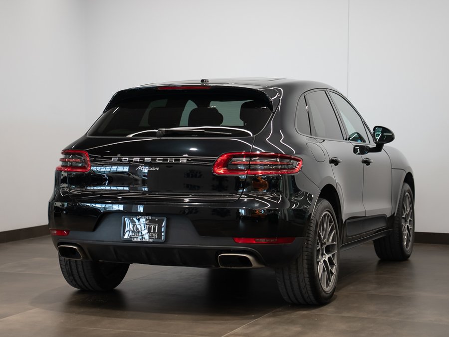 2018 Porsche Macan 2018 Black