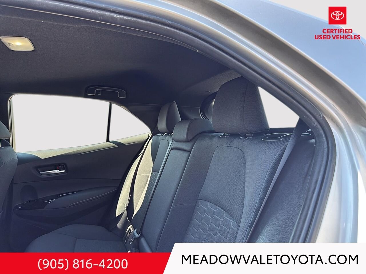 2023 Toyota Corolla Hatchback One owner, Low KM's, Alloy Wheels, Back up Camera Classic Silver Metallic Mississauga - photo #19