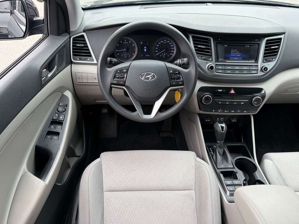 Hyundai Tucson 2017 Noir Gatineau - photo #13