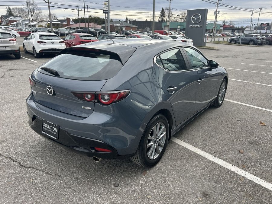Mazda Mazda3 Sport 2023 Gris