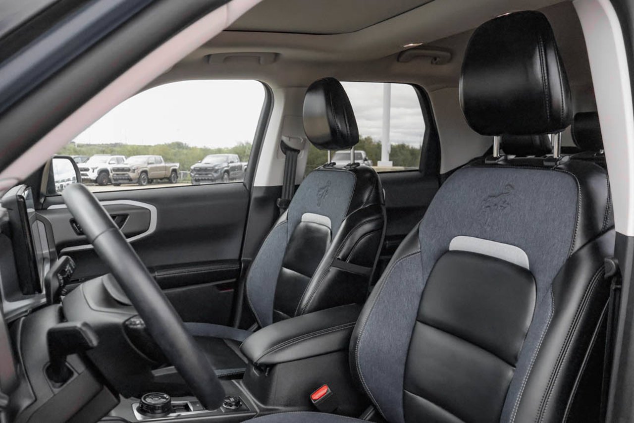 2025 Ford Bronco Sport Outer Banks 4x4 Azure Gray Metallic Sherwood Park - photo #30