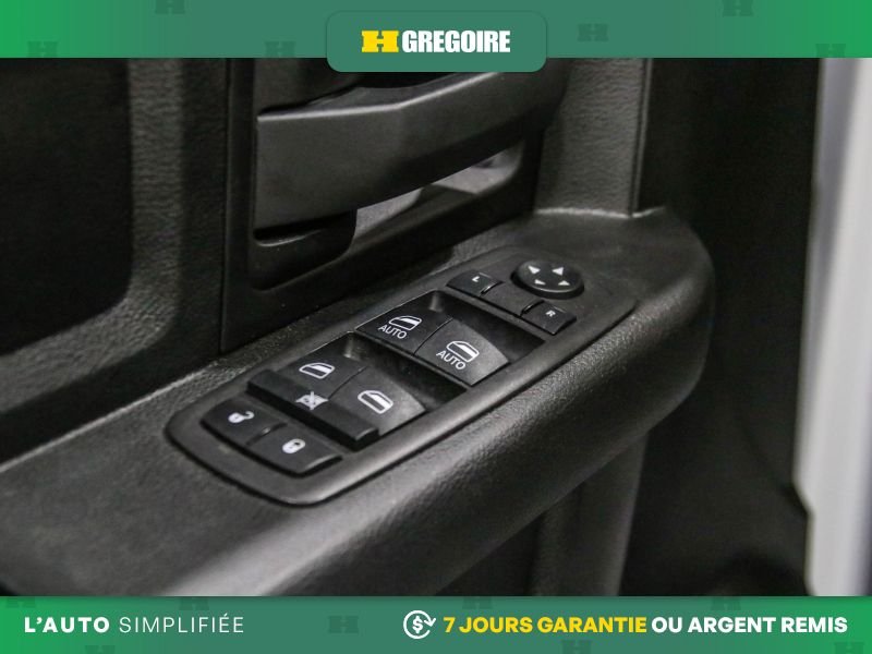 2023 Ram 1500 White Saint-Eustache - photo #15