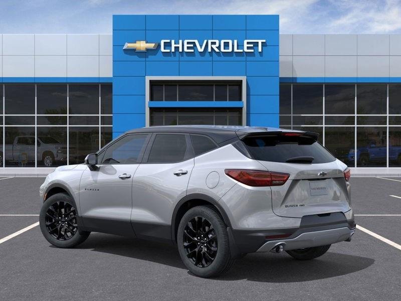Chevrolet Blazer LT 2026 Gris sterling métallisé Rouyn-Noranda - photo #3