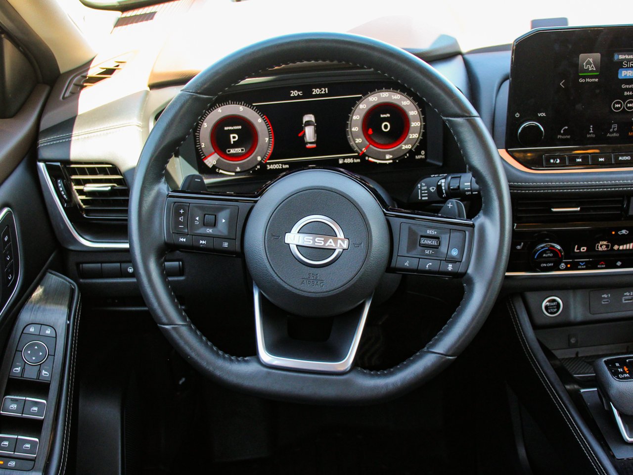 2023 Nissan Rogue AWD Platinum White Sherwood Park - photo #18