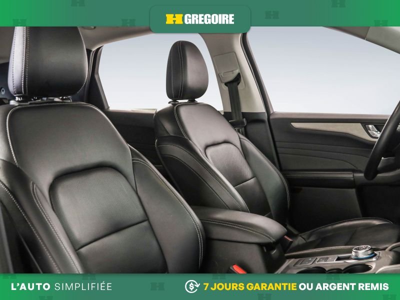 2022 Ford Escape Grey Laval - photo #31