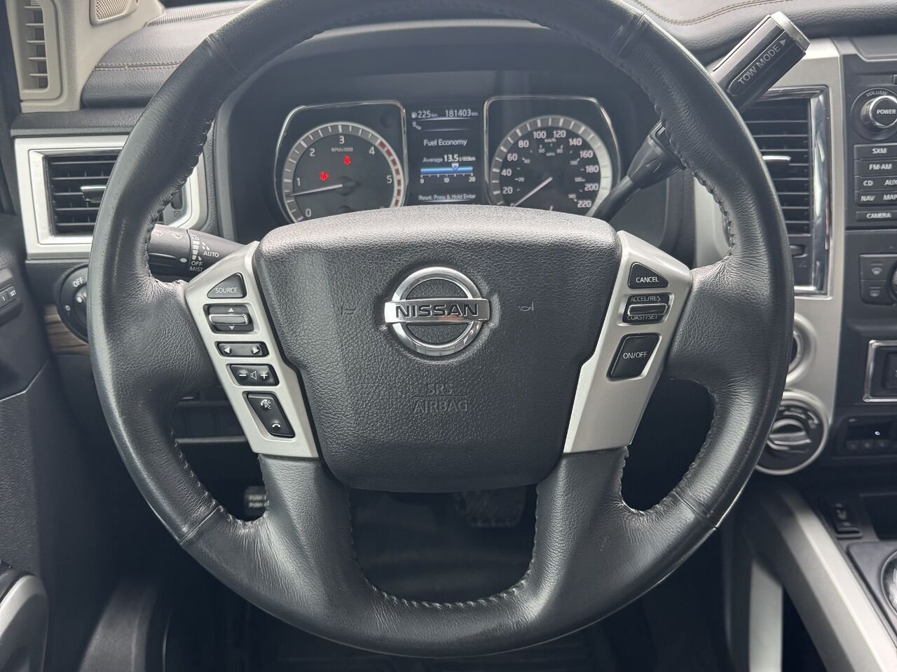 Nissan Titan XD Cummins 2016 Noir Granby - photo #16