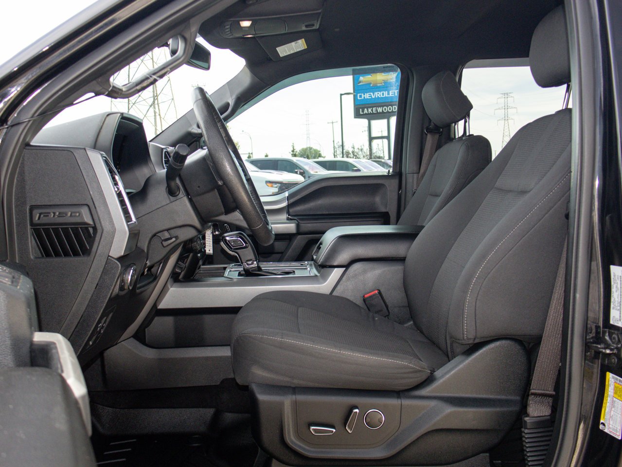 2016 Ford F-150 4WD SuperCrew 145 XLT Black Sherwood Park - photo #16