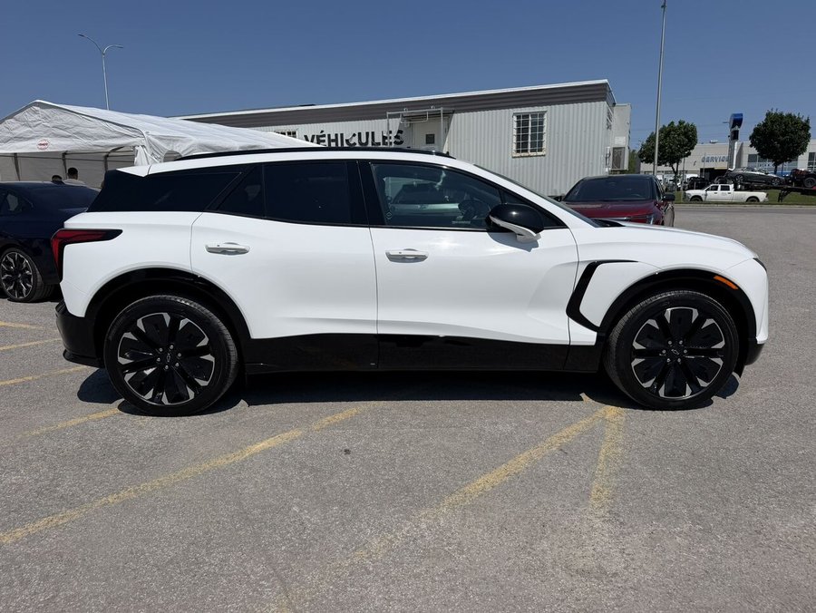 2024 Chevrolet Blazer EV 2024 White