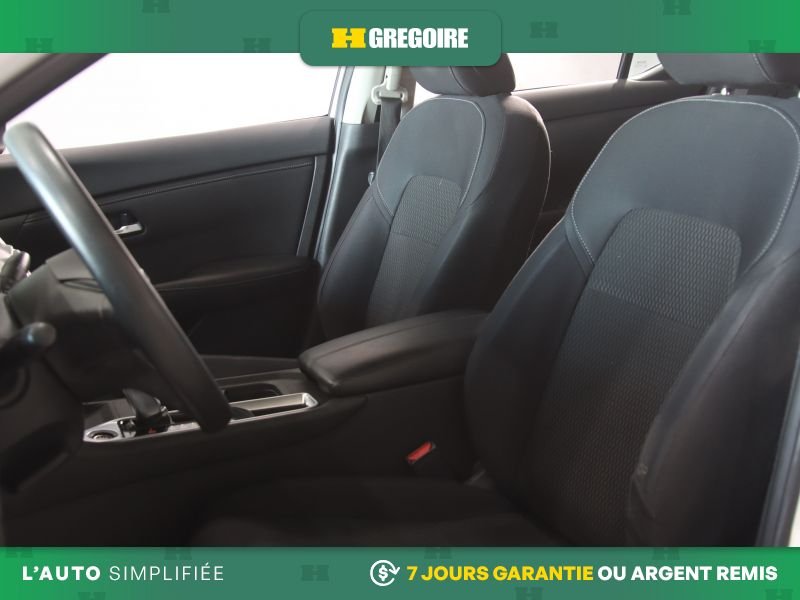 Nissan Sentra 730004 | S Plus AUTO A/C GR ELECT CAM RECUL BLUETOOTH 2020 Blanc Laval - photo #20