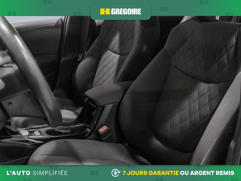 Toyota Corolla R3609 | HYBRID W/LI BATTERY CAMERA SIEGES CHAUFFANTS 2022 Argent Laval - photo #13