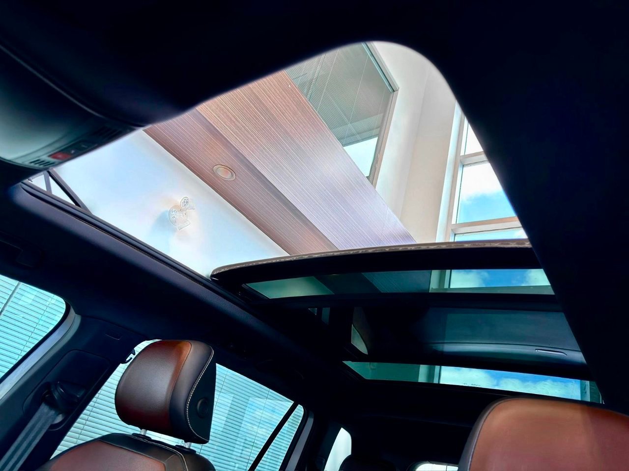 2024 Volkswagen Tiguan White Notre-Dame-des-Prairies - photo #17