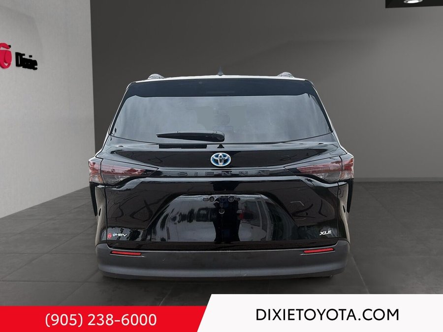 2025 Toyota Sienna 2025 Black