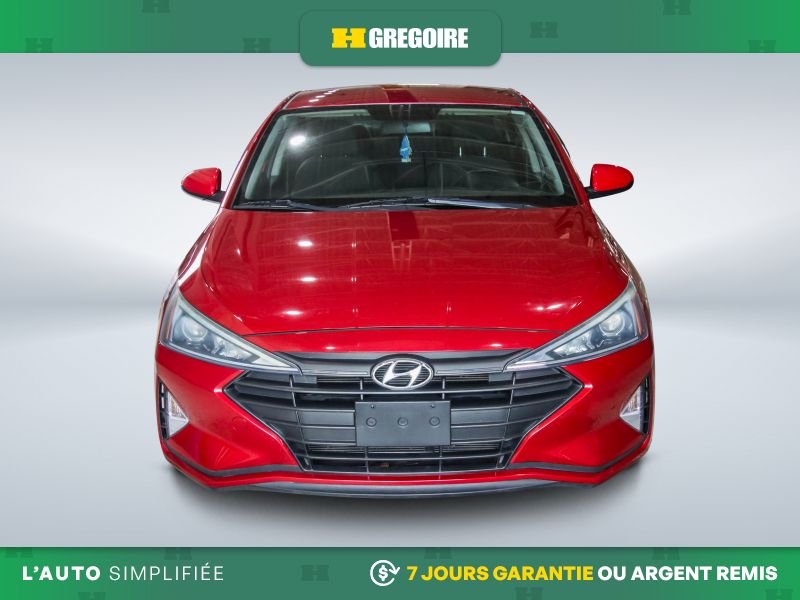 2019 Hyundai Elantra Red Blainville - photo #1